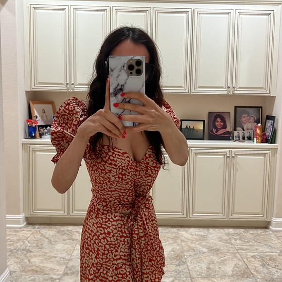 New revolve dress - Picture 2 of 8